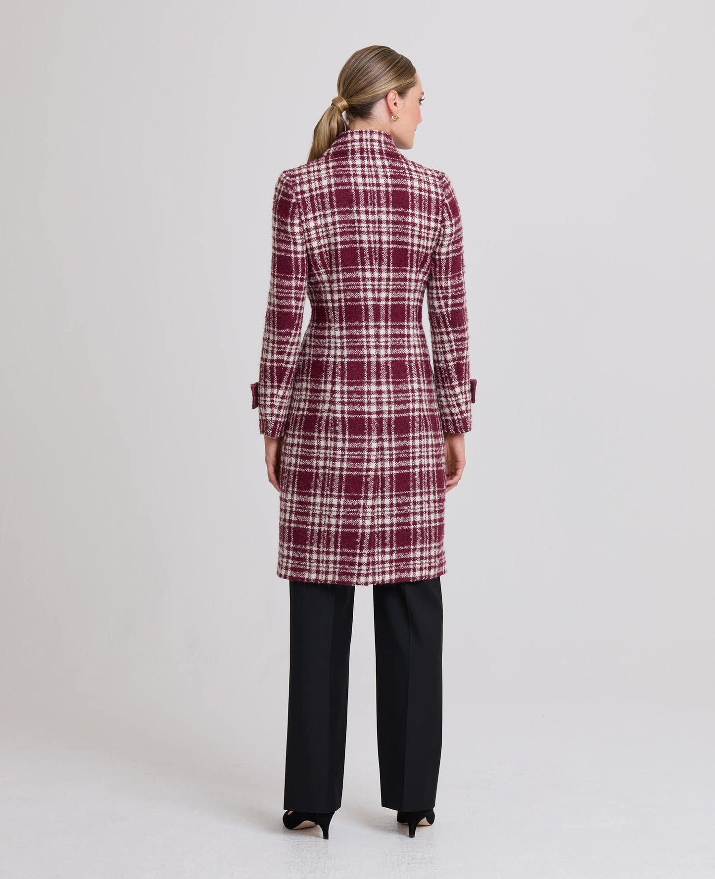 The Ladies' Check Coat Made of Wool and Mohair