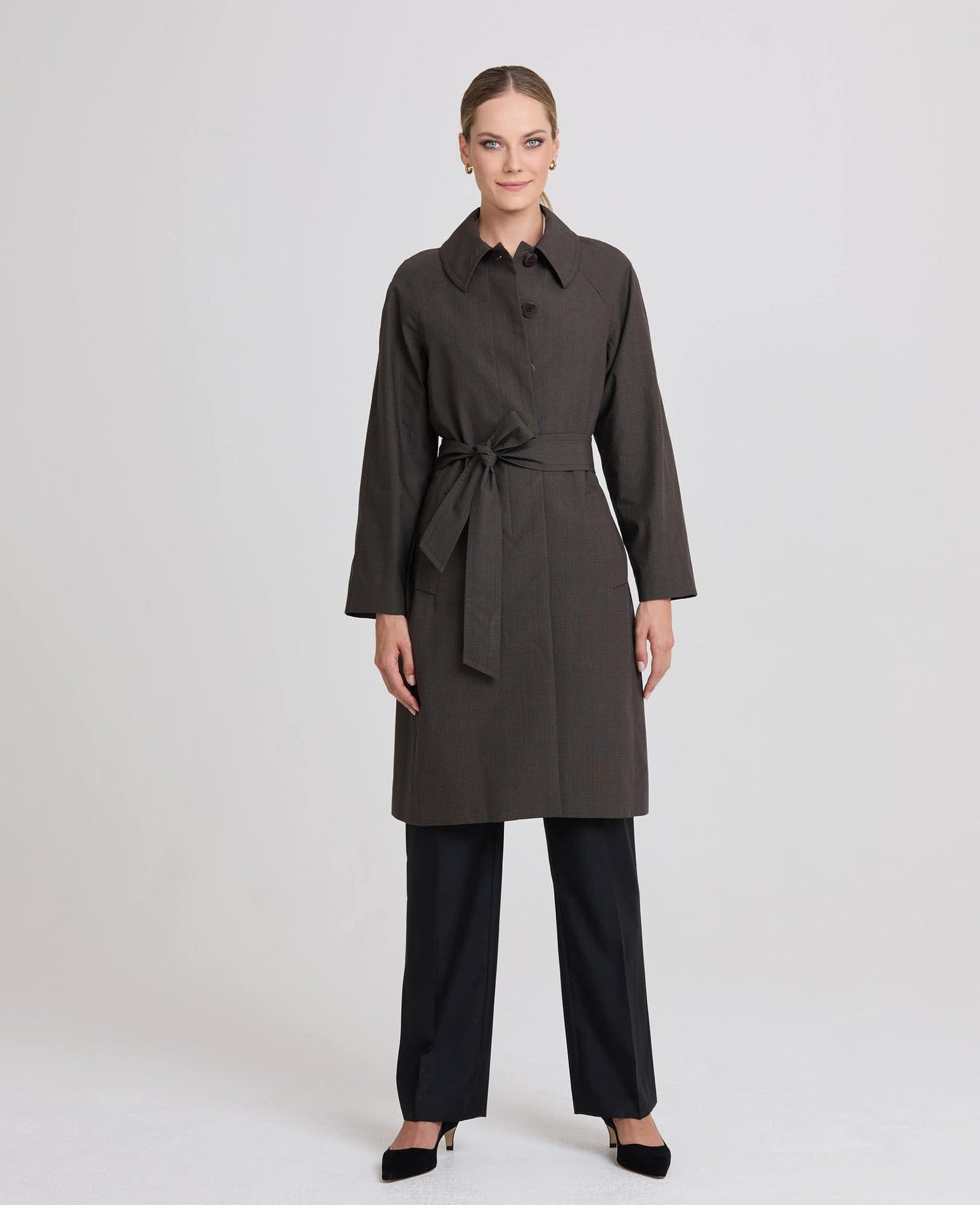 Helen Check Coat Made of Water-Resistant Cotton